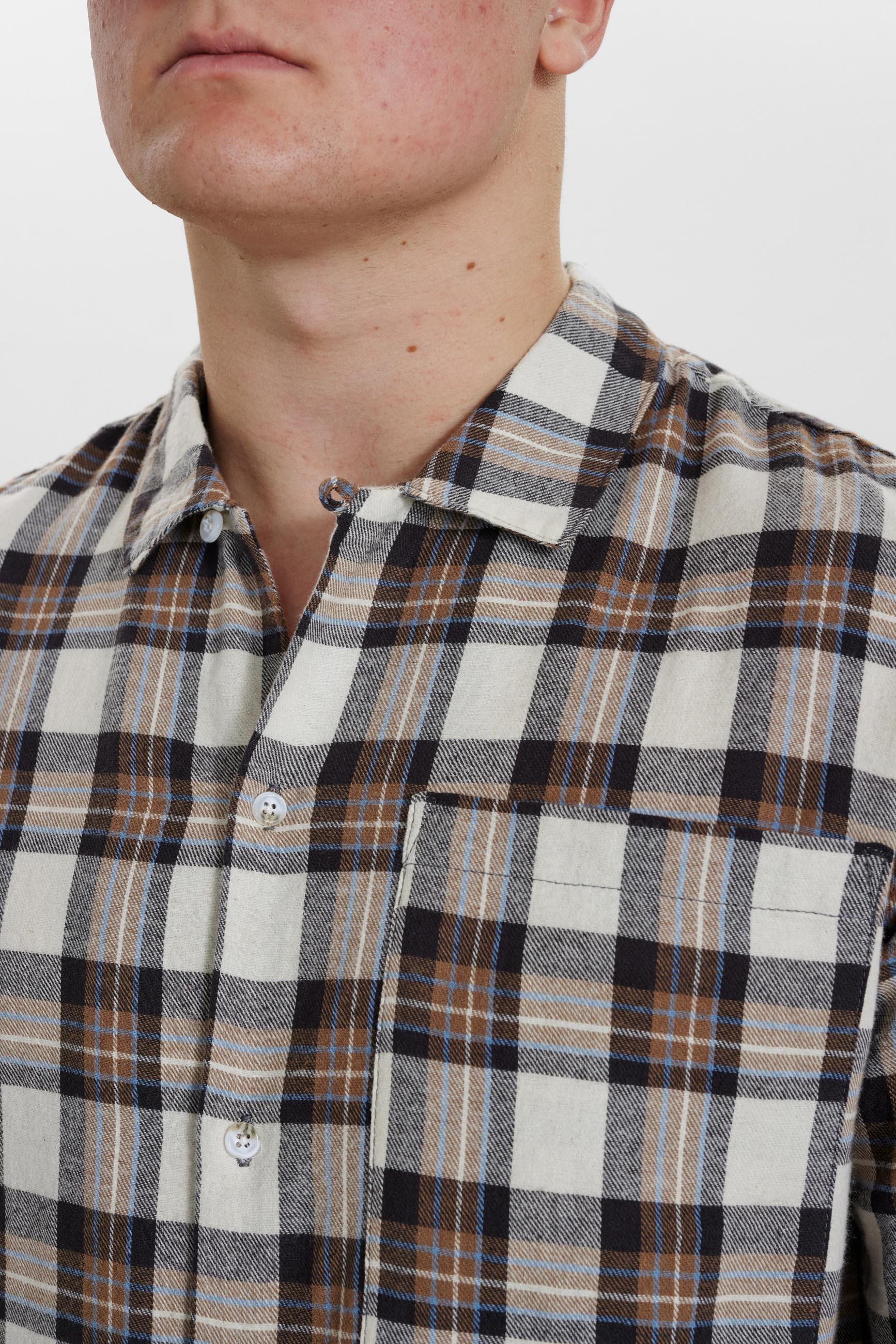 DXNMXRK. DX-Ebot Outlet biscut