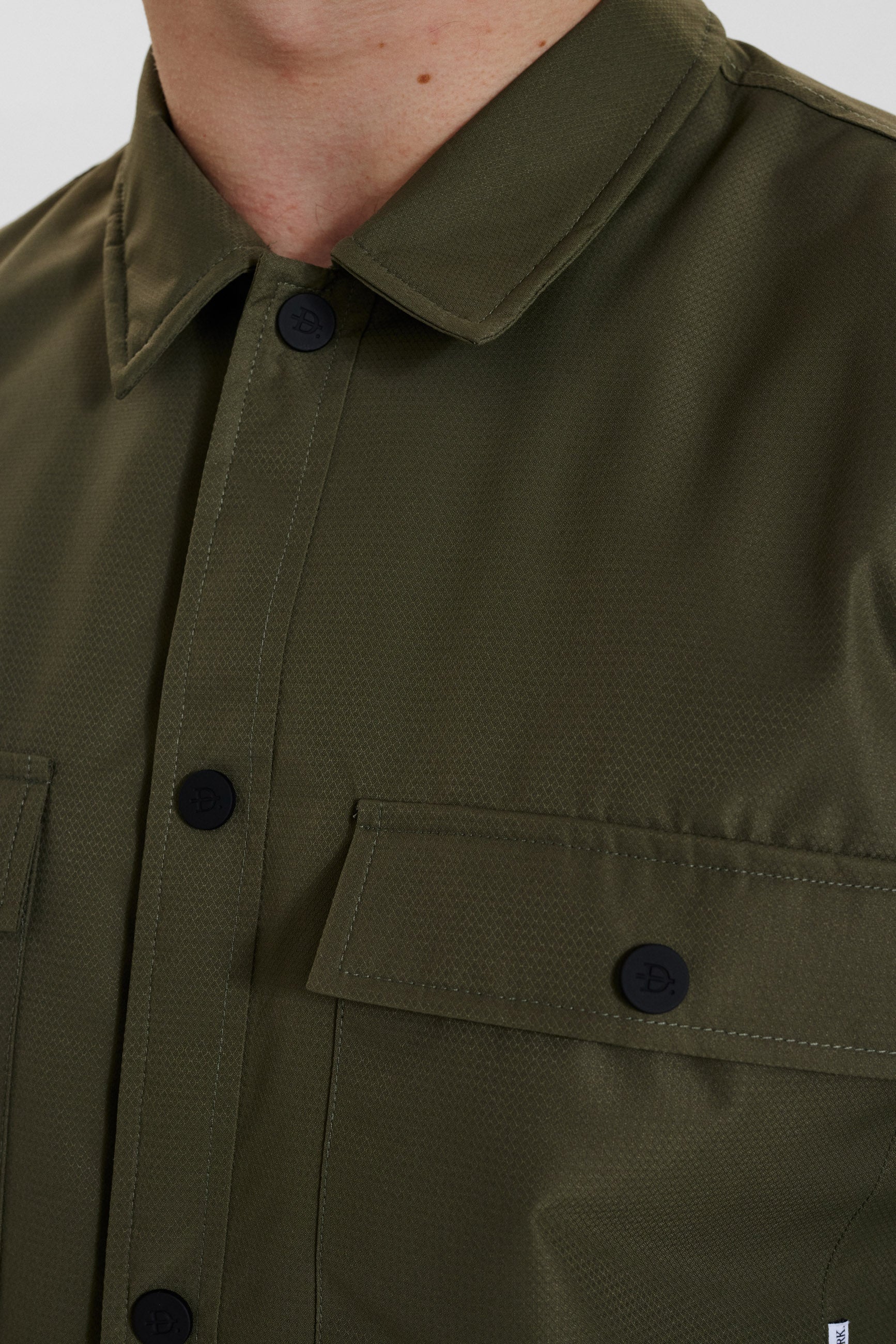 DXNMXRK. DX-Evan Overshirt Army green