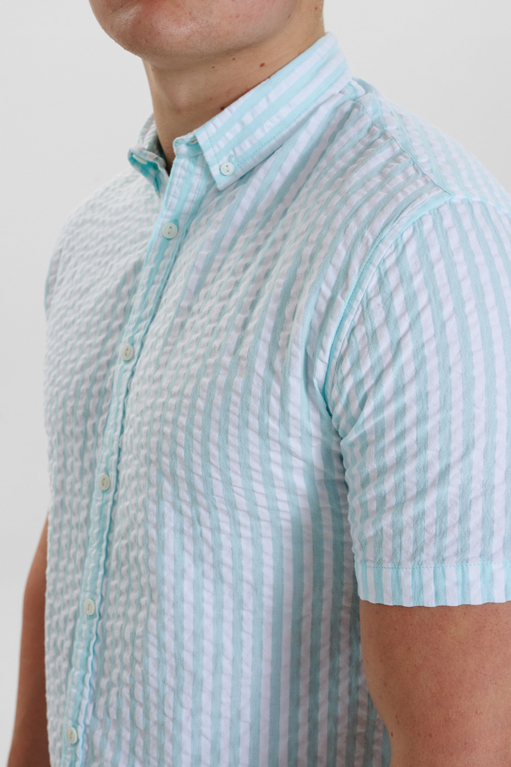 DXNMXRK. DX-Constantin Shirt Berryl Green